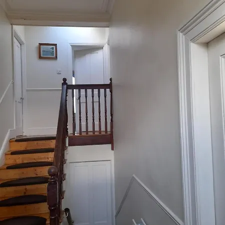 Annesley Park-homestay Ap ホームステイ