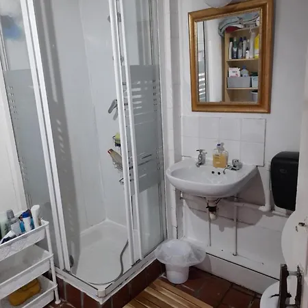Annesley Park-homestay Ap 홈스테이 *
